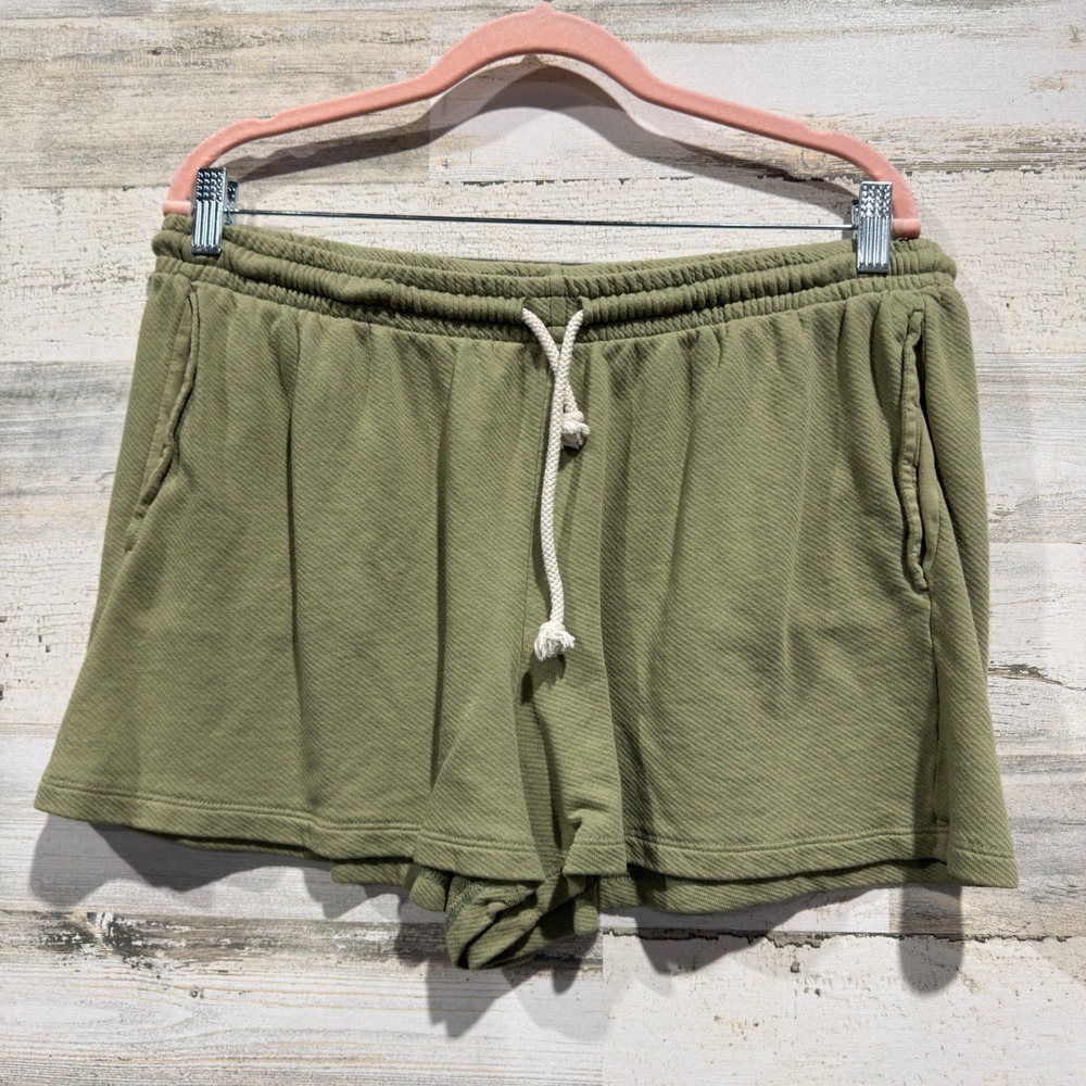 Universal Thread Textured Knit Shorts Women Large Green Cotton Modal Casual EUC